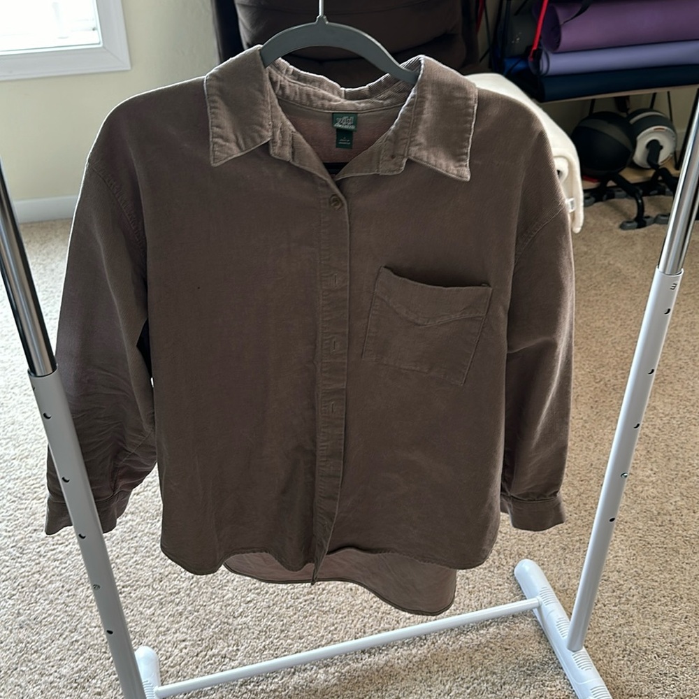 Women’s button up